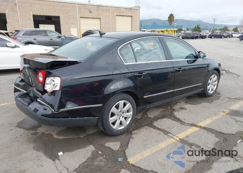 2007 Volkswagen Passat 2.0T z USA, uszkodzony, nr VIN WVWGK73C47P097339